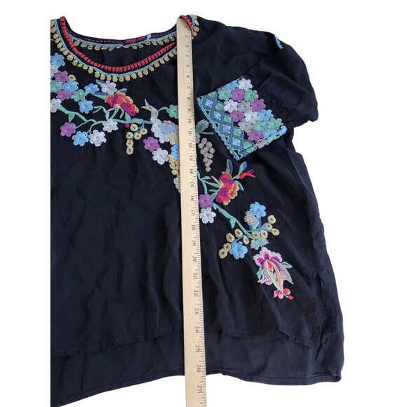 JOHNNY WAS Merielle Blouse Black Embroidered Tunic Top Size Large - Picture 8 of 15